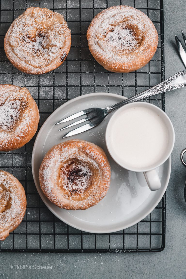 Rezept für Pastéis De Nata – Portugiesische Puddingtörtchen